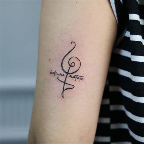 hakuna matata tattoo symbol|18 Fun Hakuna Matata Tattoos To Live By